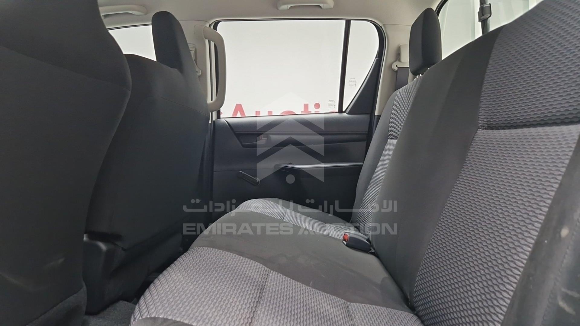 2018 TOYOTA HILUX VIN: MR0DB8CD8J0174166