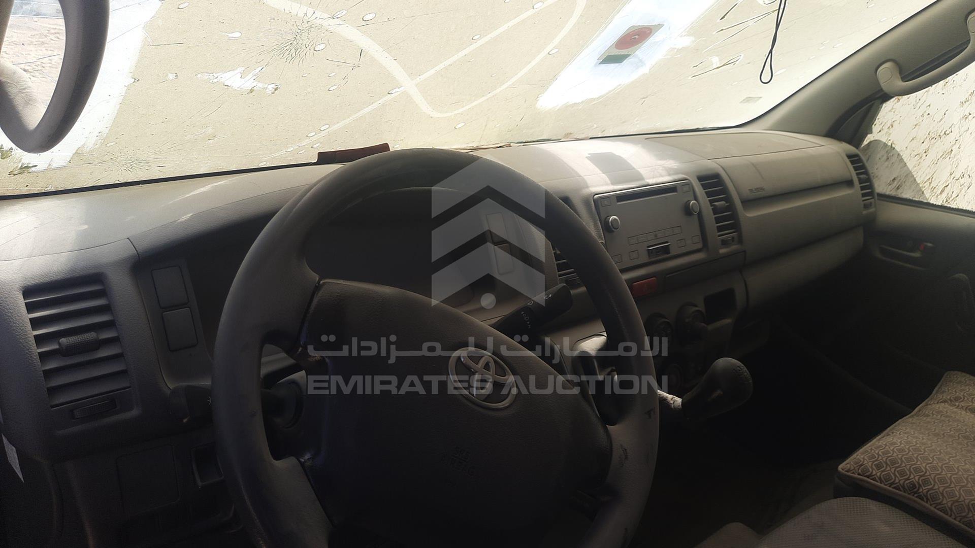 2015 TOYOTA HIACE VIN: JTGJX02P0F5042600
