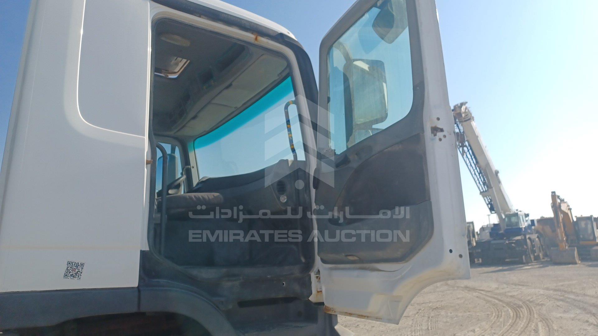 2008 MERCEDES --- VIN: WDA9HDAB68L293553