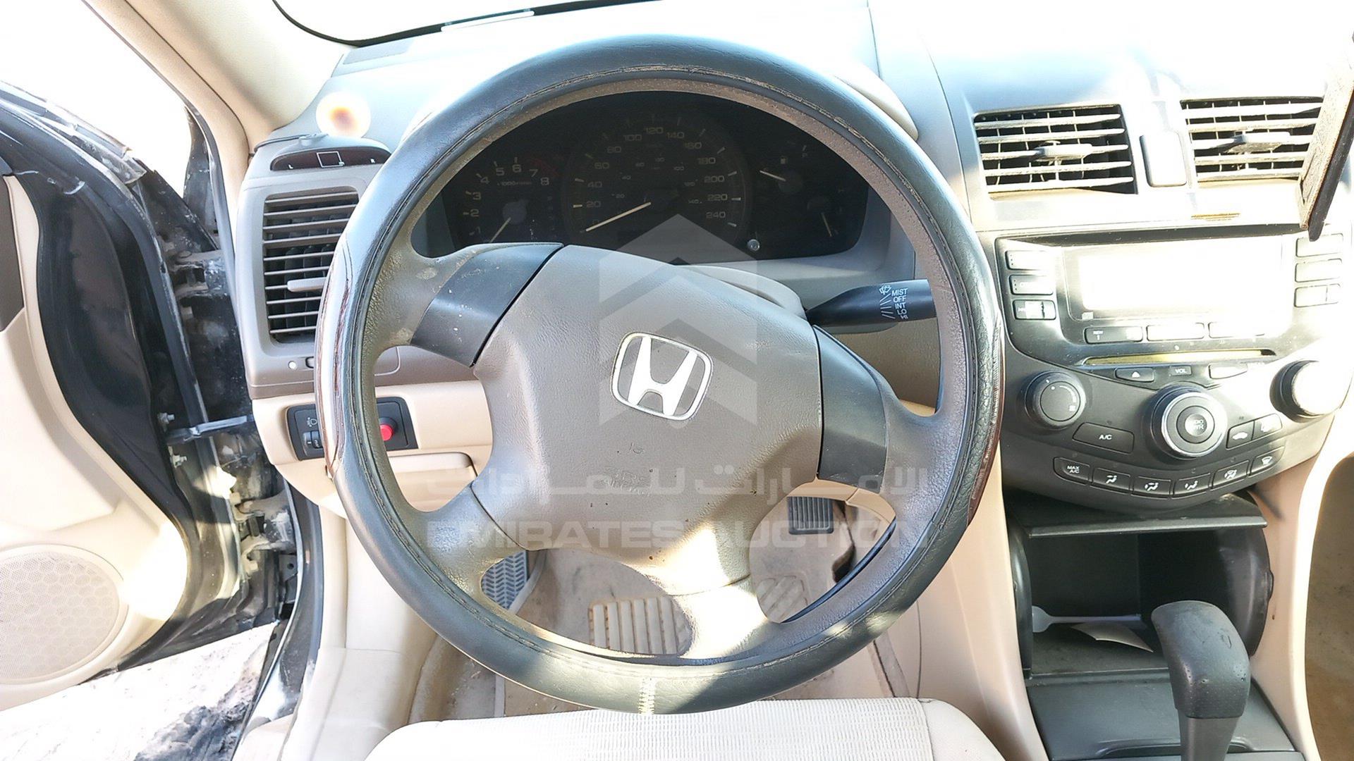 2007 HONDA ACCORD VIN: JHMCM56527C422098