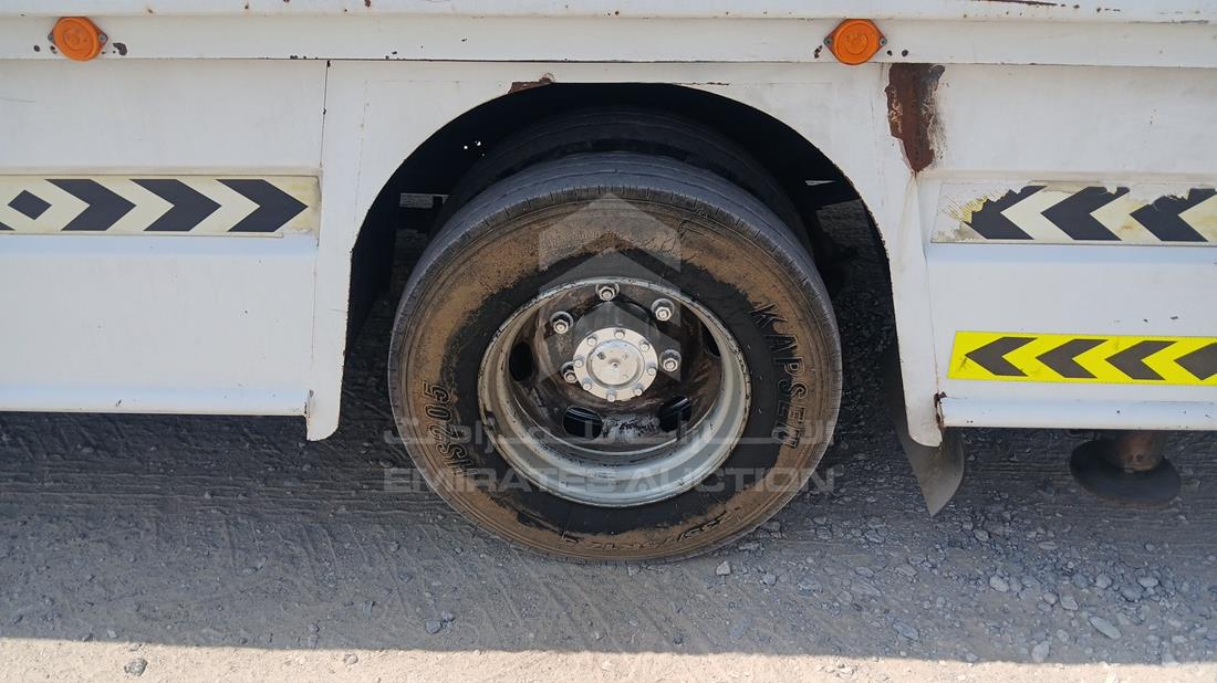 2014 Mitsubishi Canter — Rear Left Tyre — Photo 44