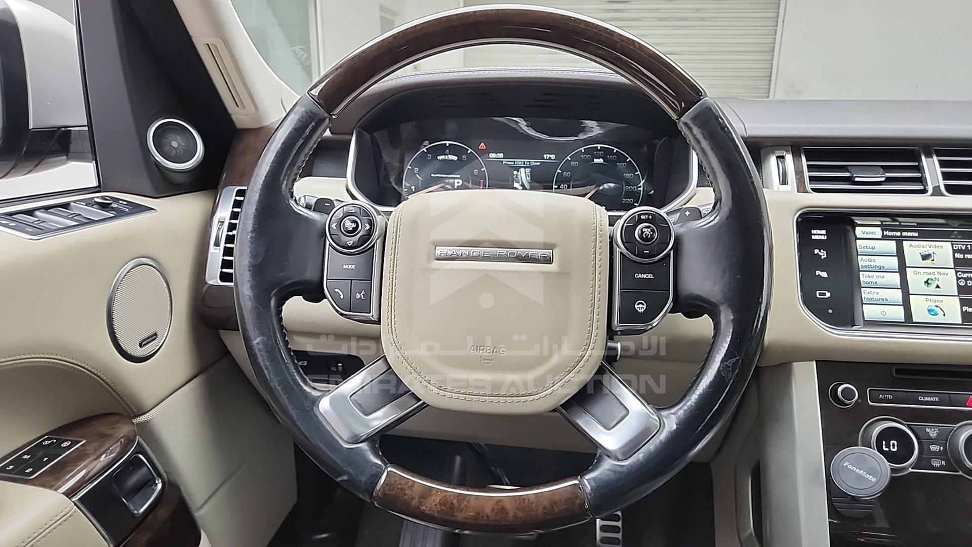 2014 RANGE ROVER VOGUE VIN: SALGA2EF3EA131728