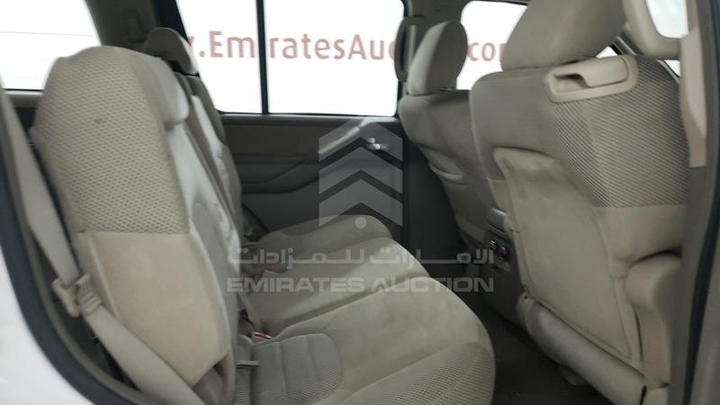 5N1AR1N8XBC629793 Auction: EmiratesAuction Lot: 405707 5N1AR1N8XBC629793 Nissan Pathfinder 2011 WHITE Photo 20