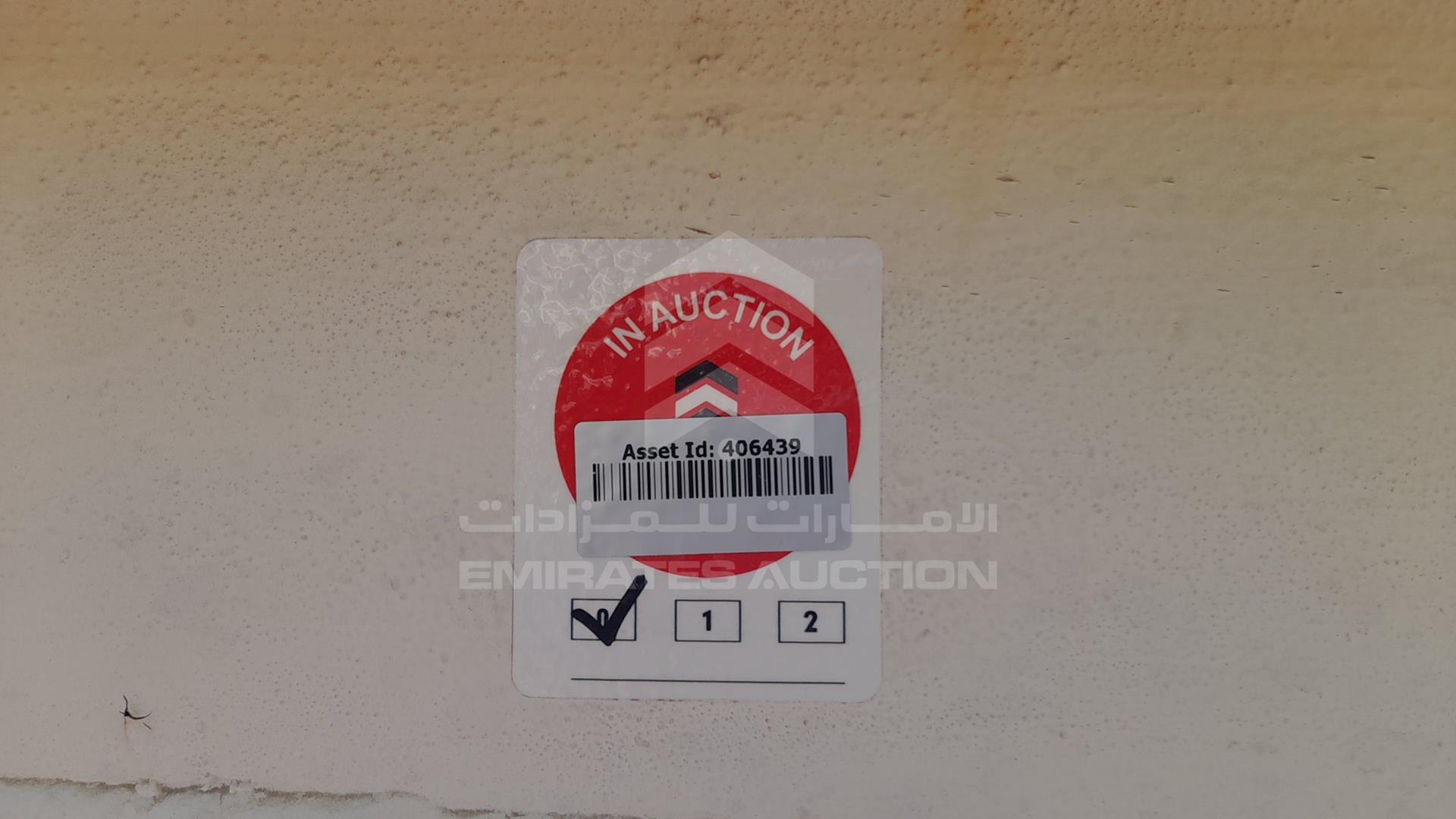 0 LOW BED 3 AXLES VIN: KL4V3TVF1DK006806