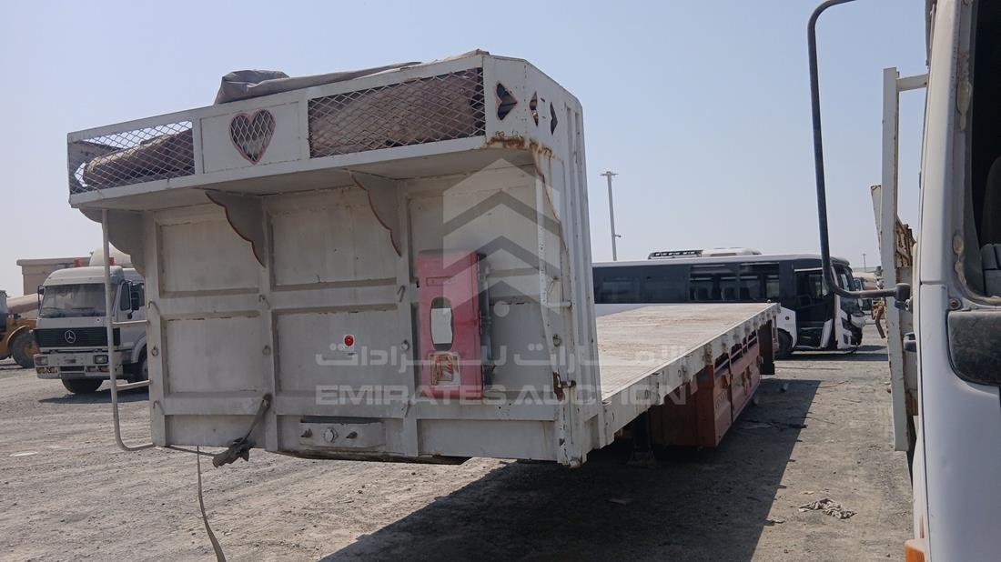 2015 Trailer Local — Front Left Angle — Photo 4