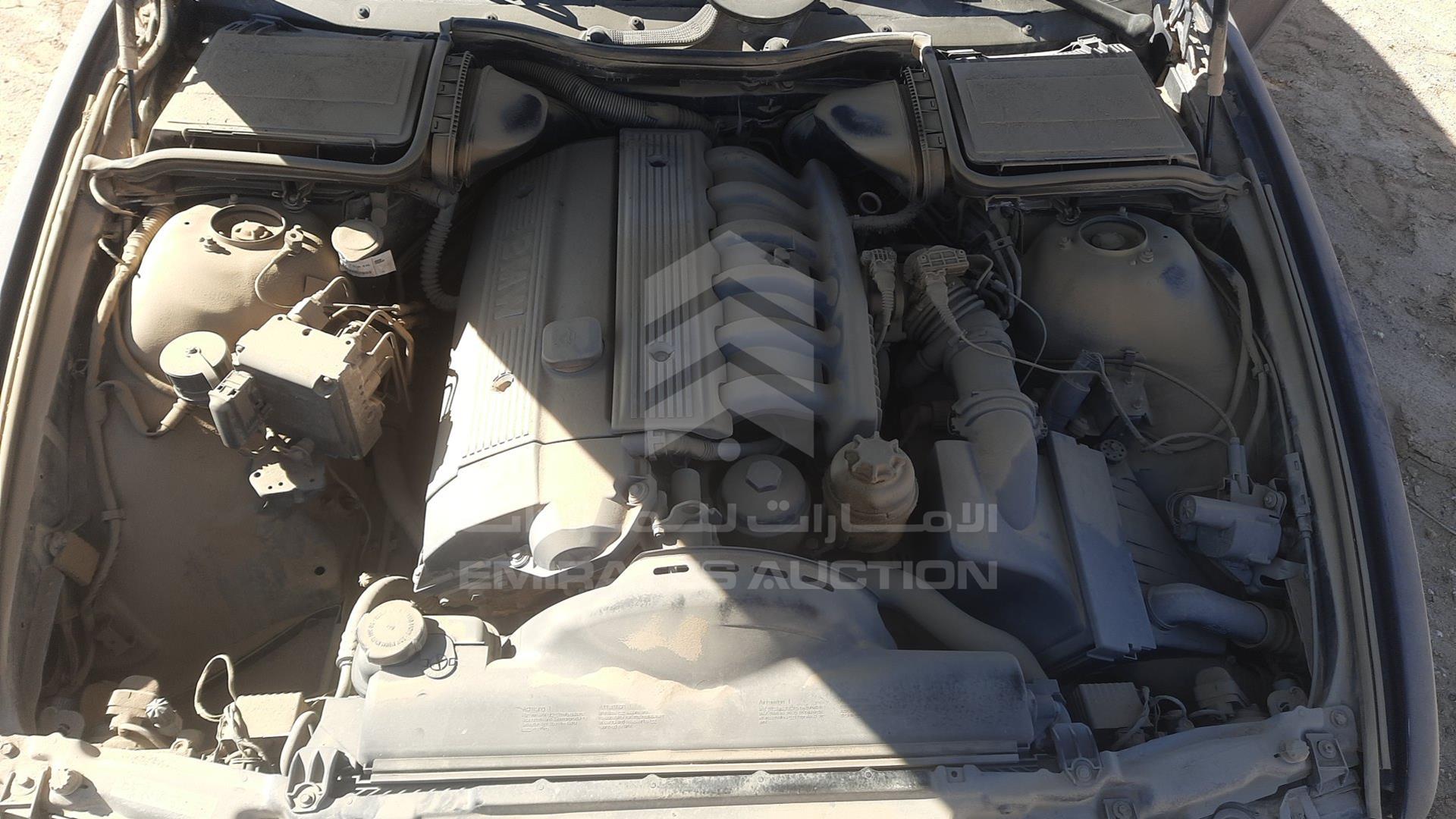 0 BMW --- VIN: WBADD6107WBR48882