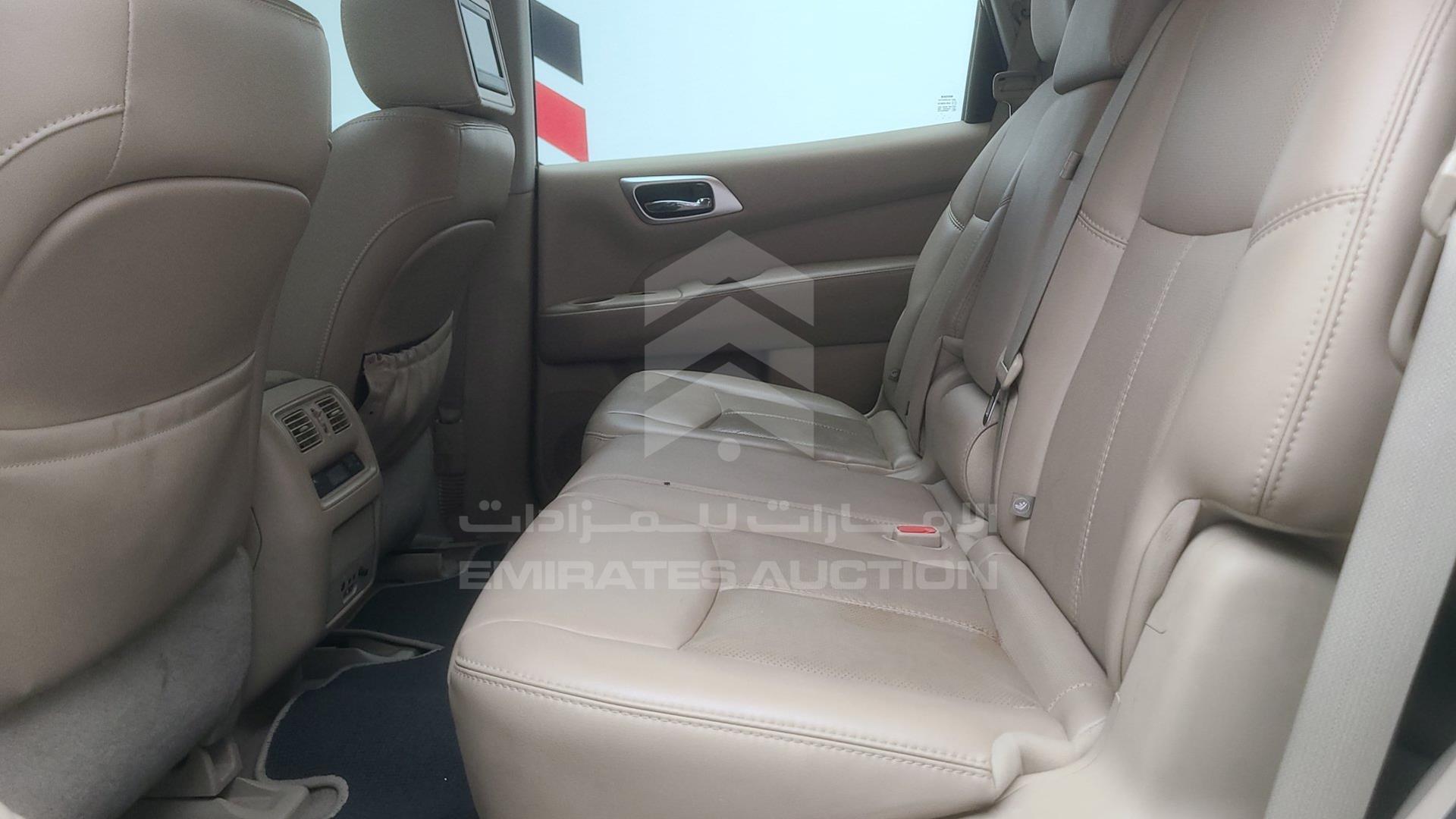 2015 NISSAN PATHFINDER VIN: 5N1AR2MM6FC643829