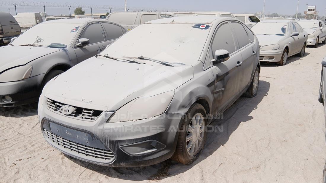 2010 Ford Focus — Front Left Angle — Photo 5