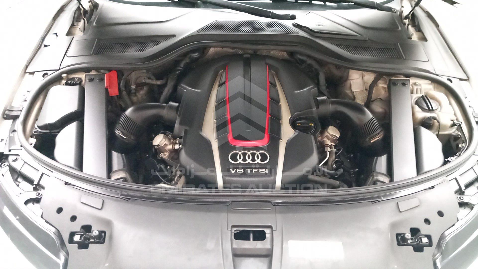 2016 AUDI S8 VIN: WAUG2BFD4GN000253
