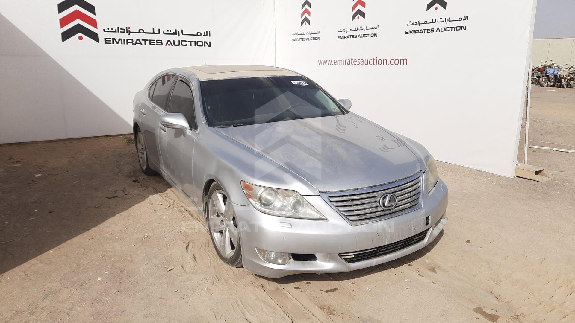2010 LEXUS LS 460 VIN: JTHCL5EF2A5005220