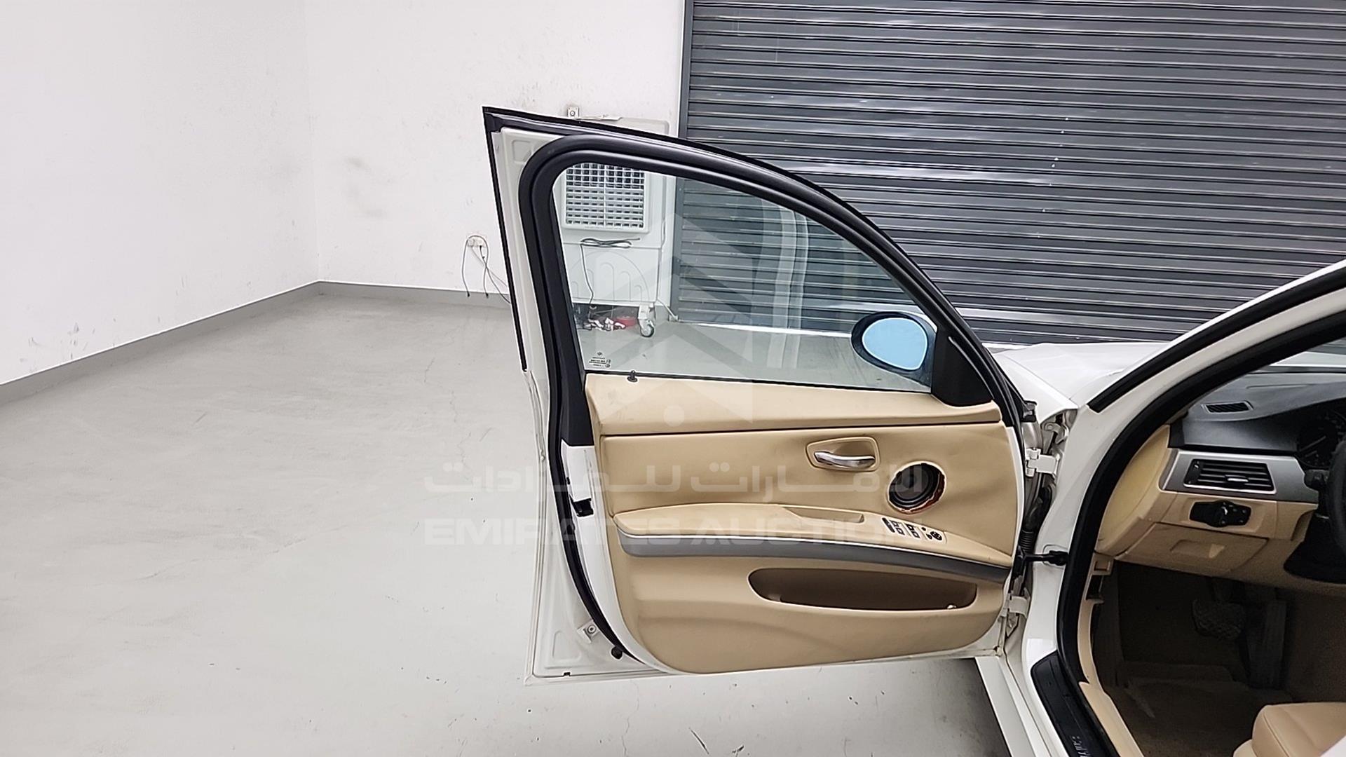 2008 BMW 320I VIN: WBAVG71078A402335