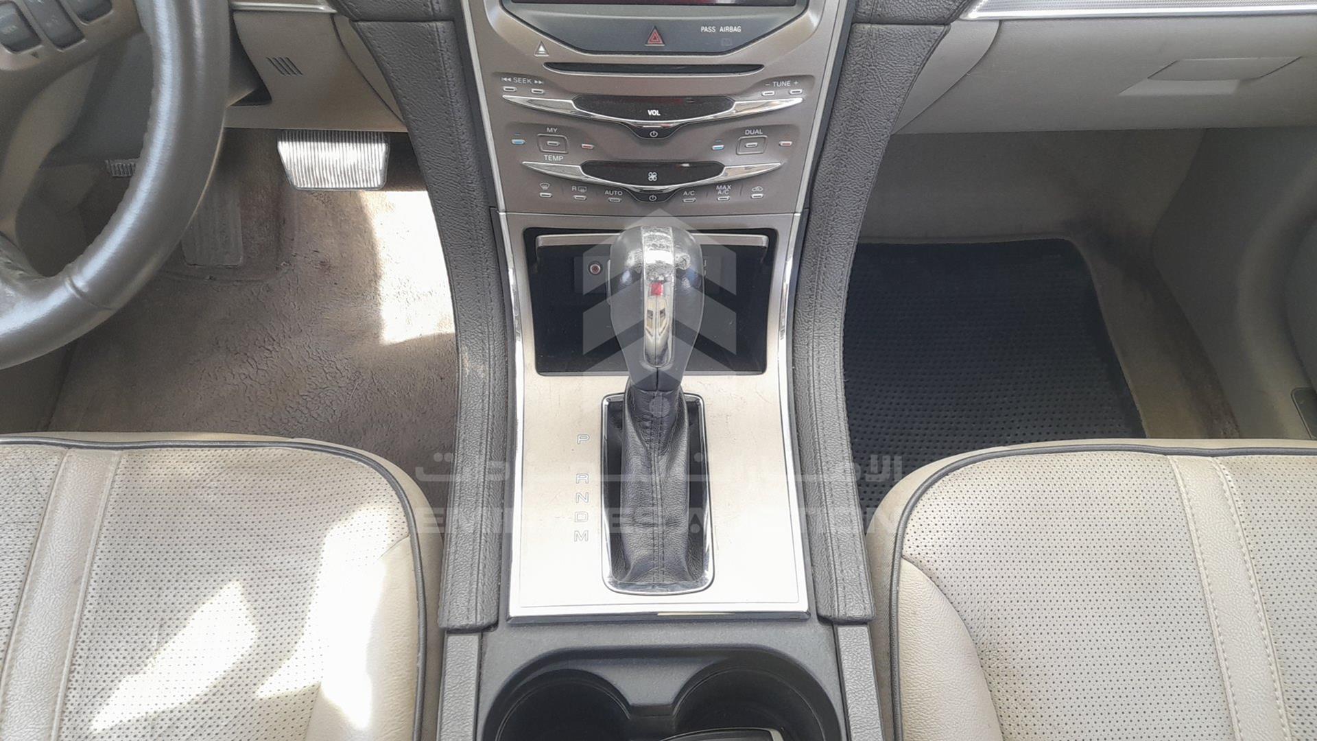 2011 LINCOLN MKX VIN: 2LMDJ8JKXBBJ10858