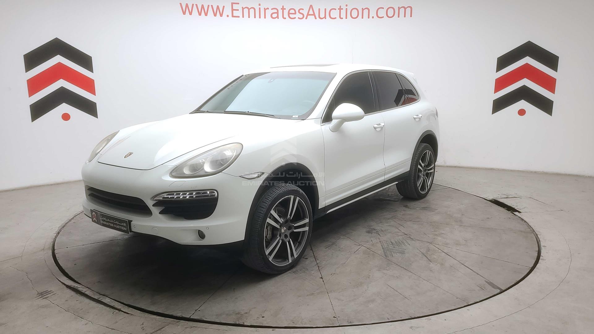 2013 PORSCHE CAYENNE VIN: WP1ZZZ92ZDLA81351