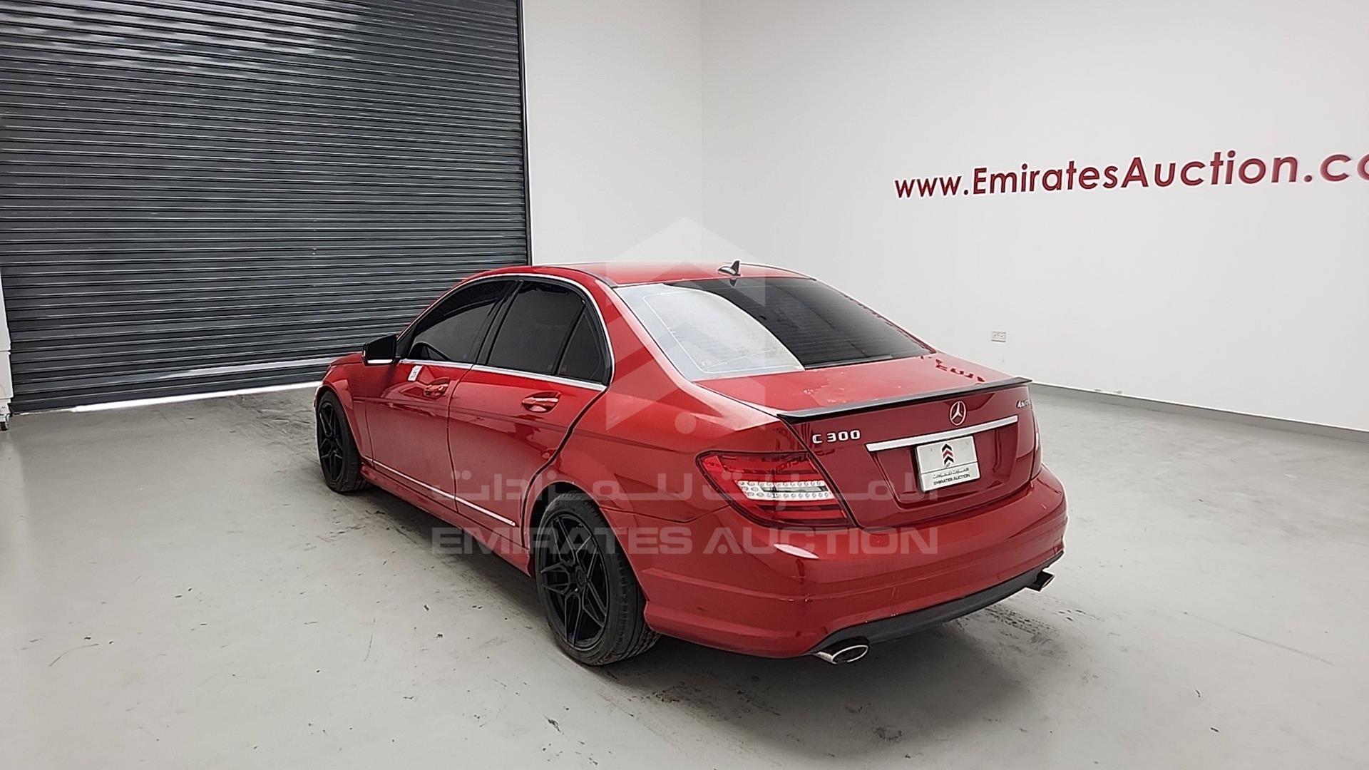 2011 MERCEDES C 300 VIN: WDDGF8BB6BR144232