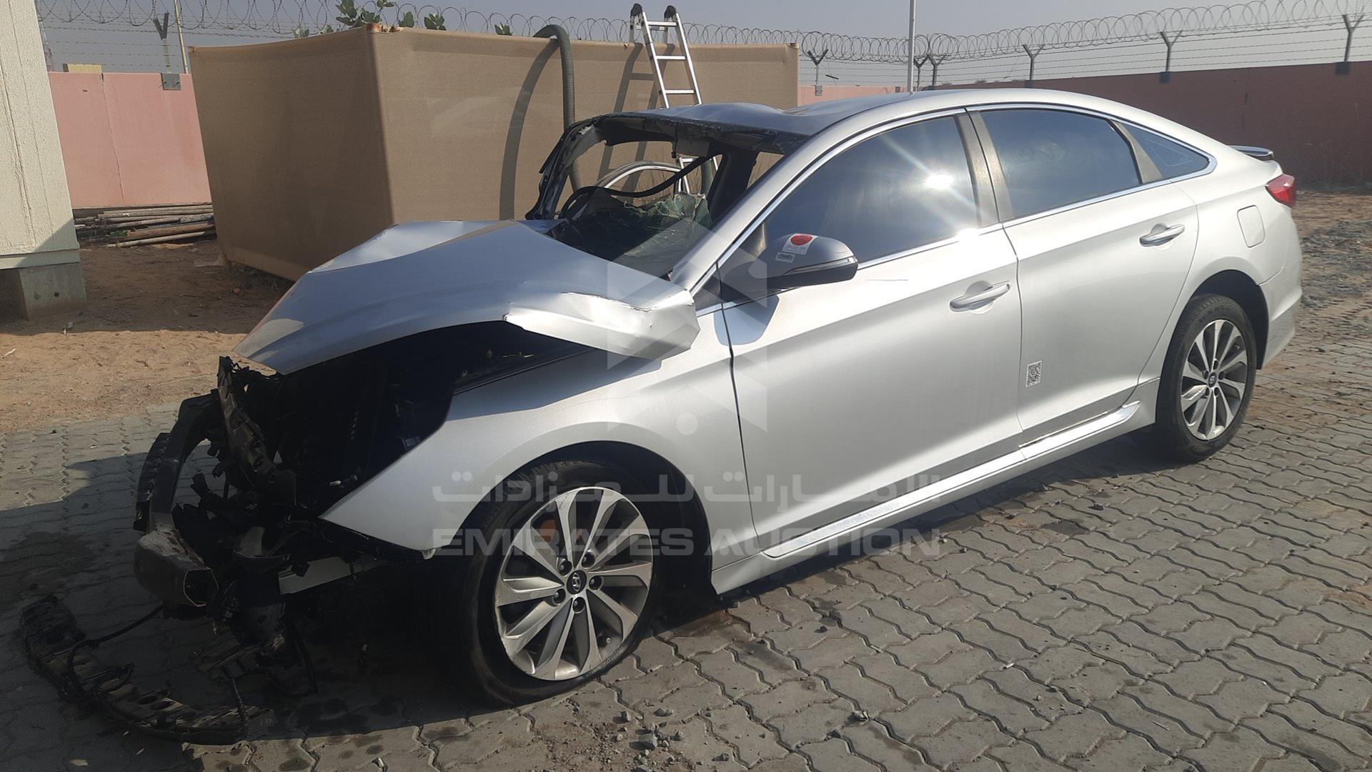 2016 HYUNDAI SONATA VIN: 5NPE34AF4GH278176
