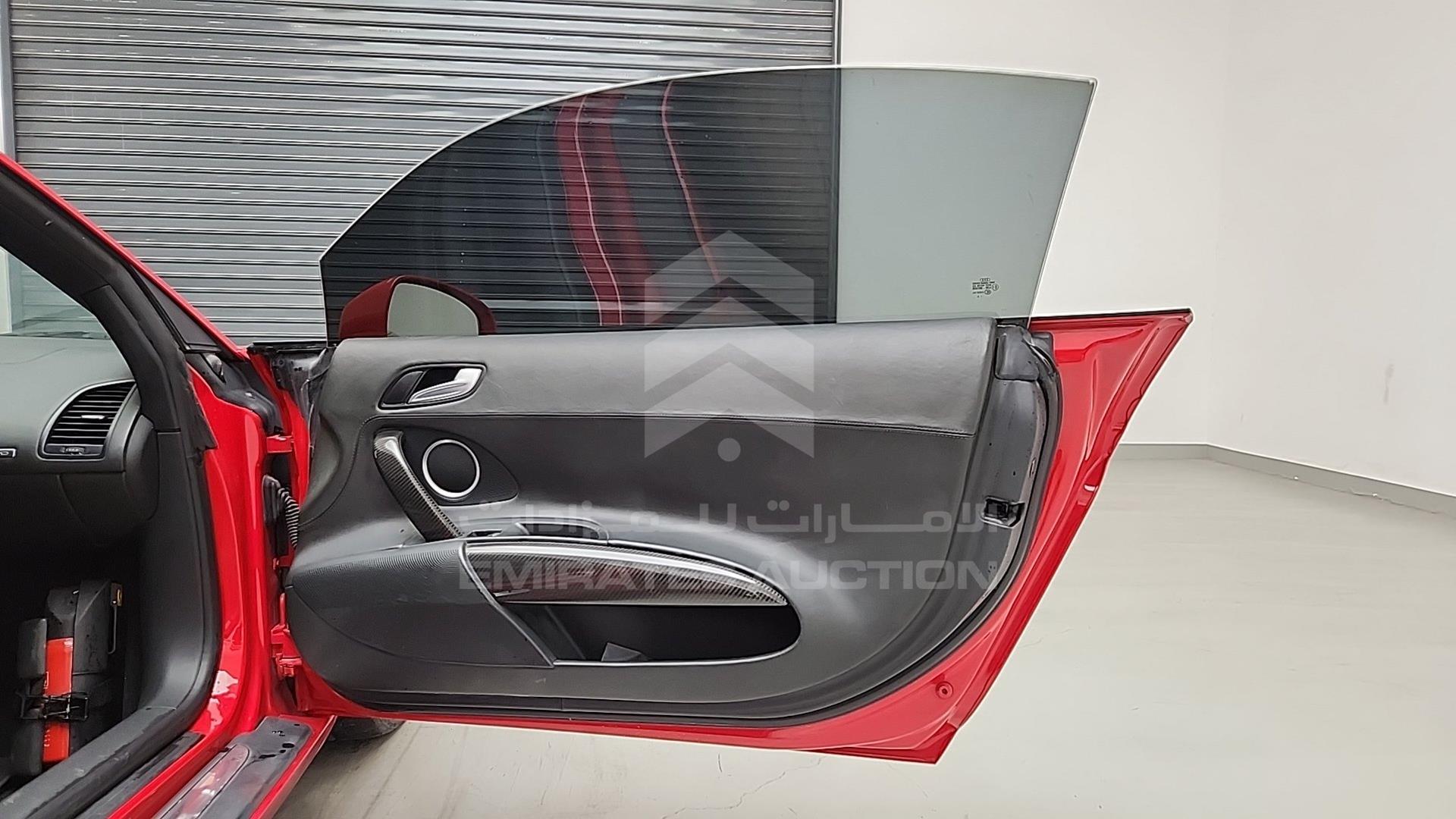 2009 AUDI R8 VIN: WUAAU24289N002310