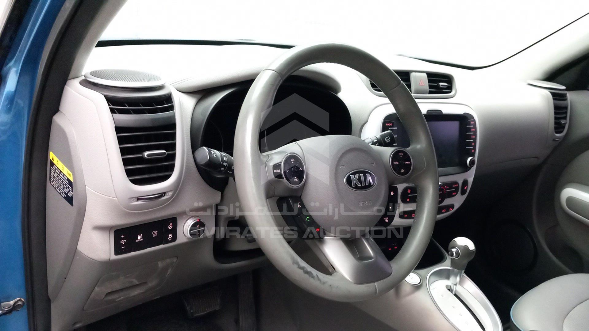 2015 KIA SOUL VIN: KNAJP81EFFK005504