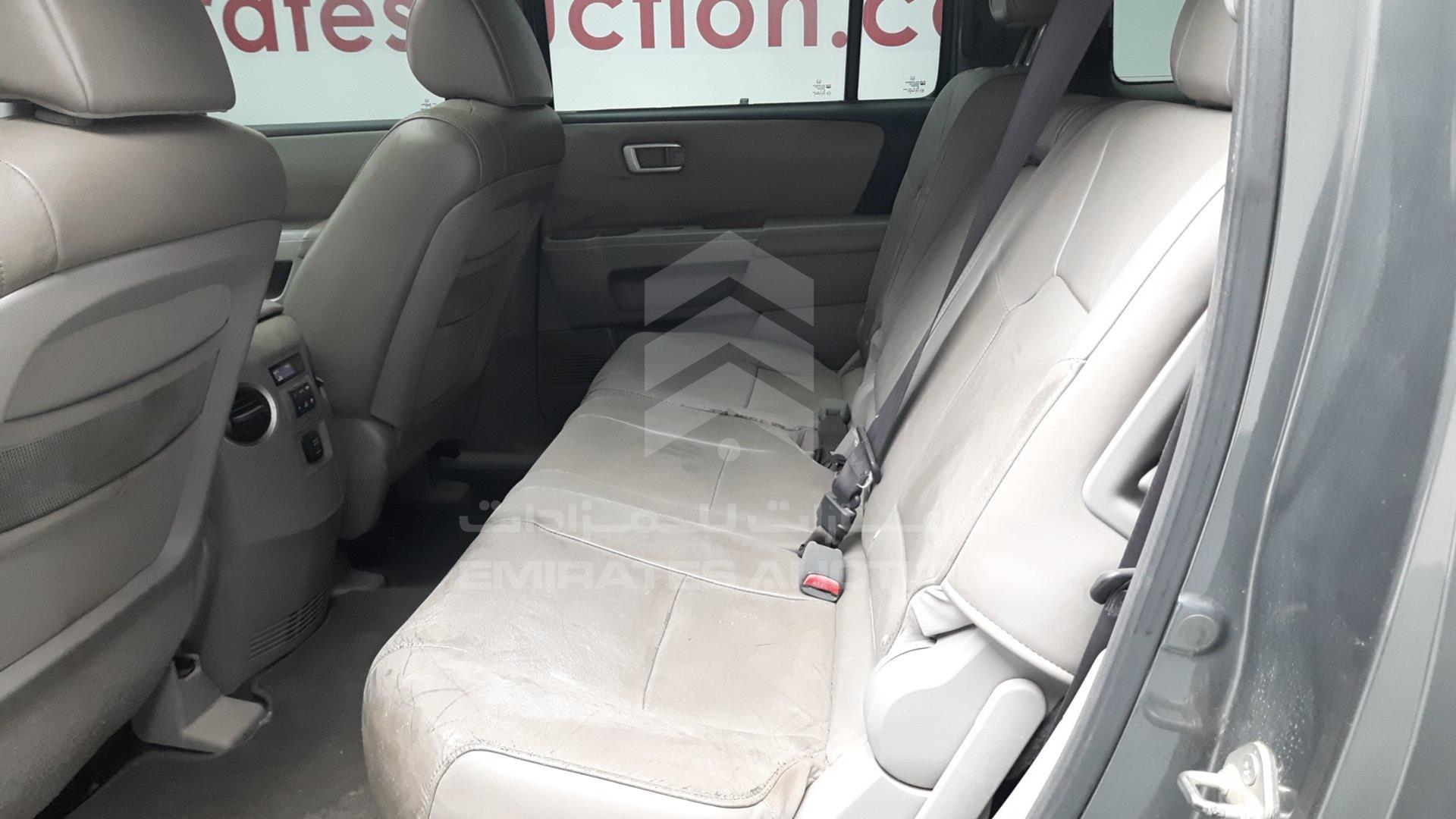 2011 HONDA PILOT VIN: 5FNYF4856BB701140