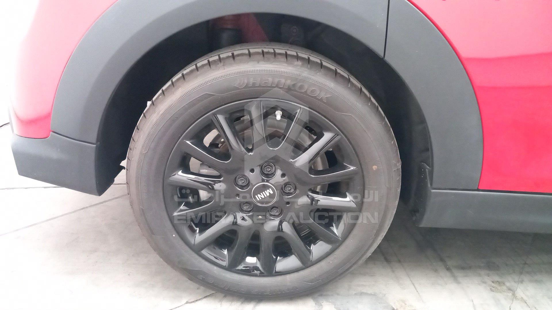 2024 MINI COOPER VIN: WMW31DK06R2V86104