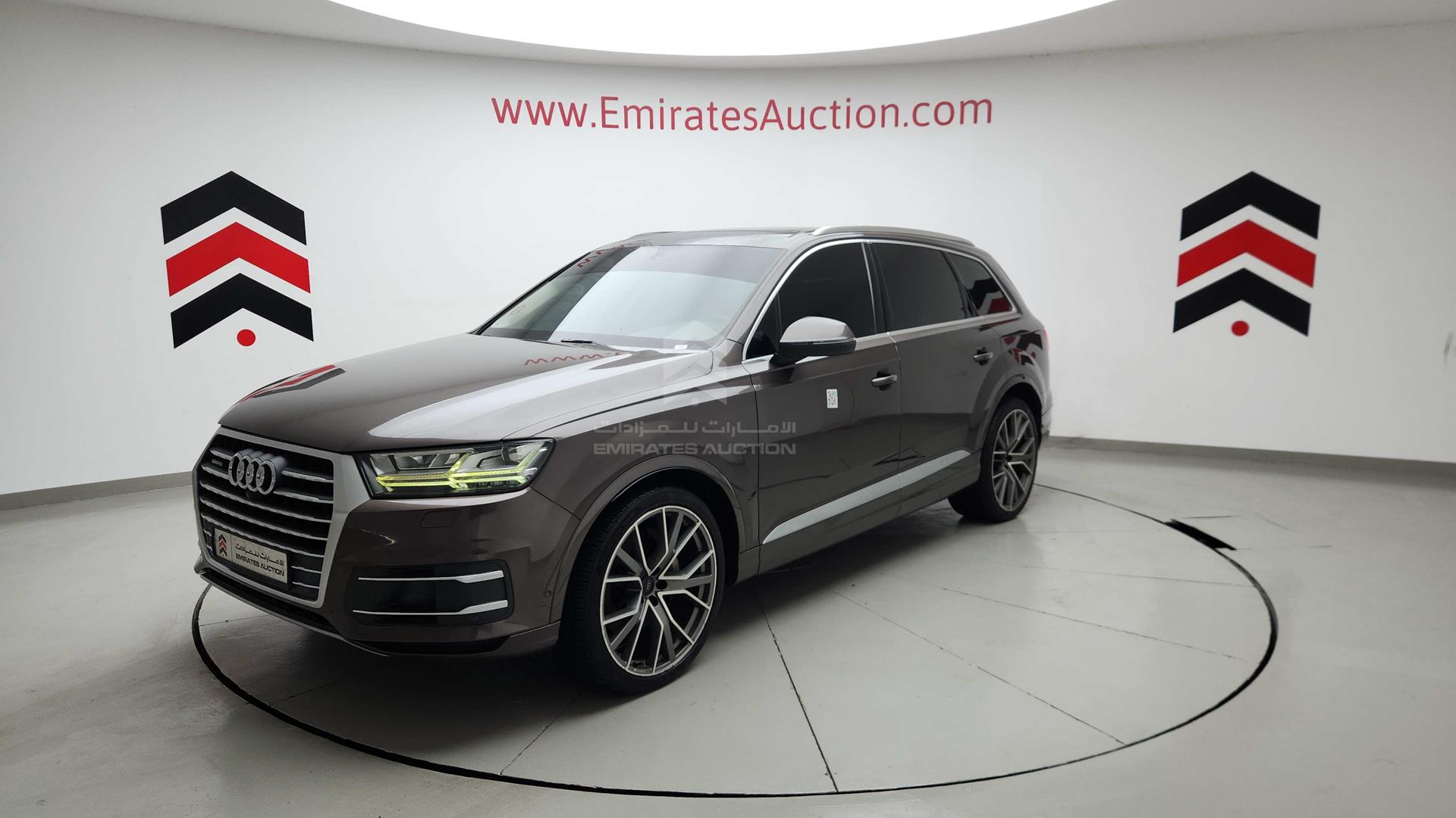 2018 AUDI Q7 VIN: WA1ZZZF72JD004402