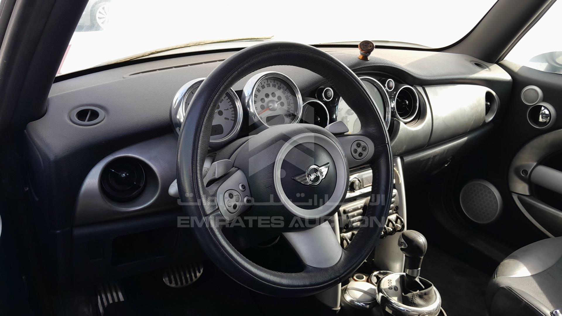 2006 MINI COOPER S VIN: WMWRH31036TJ96178