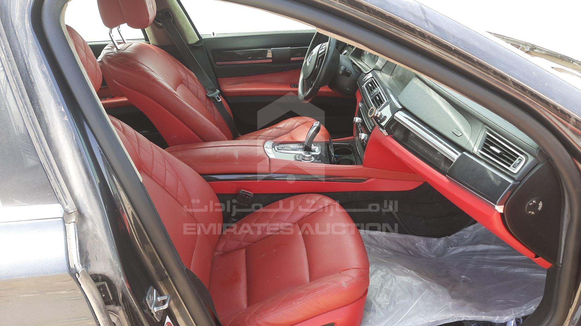 2010 BMW 316 VIN: WBAKB2105AC411033