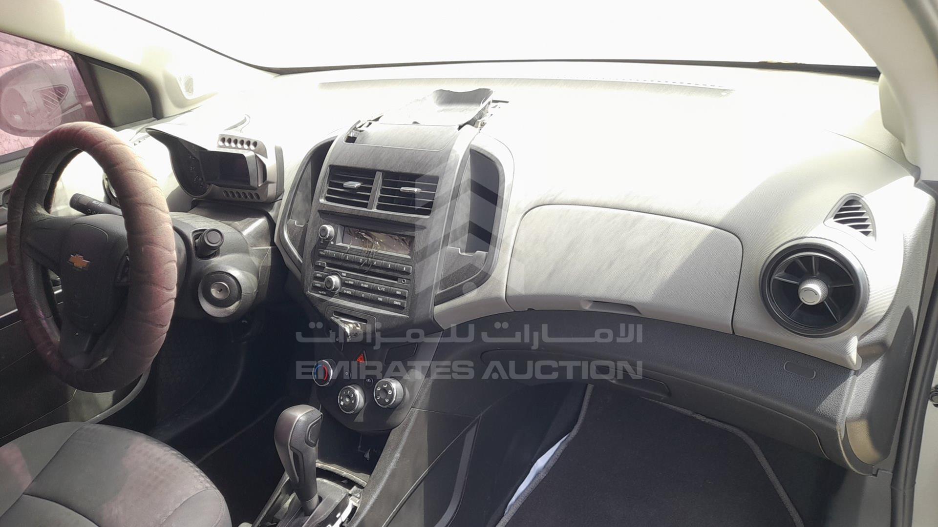2014 CHEVROLET SONIC VIN: KL1JD5BE4EB527377