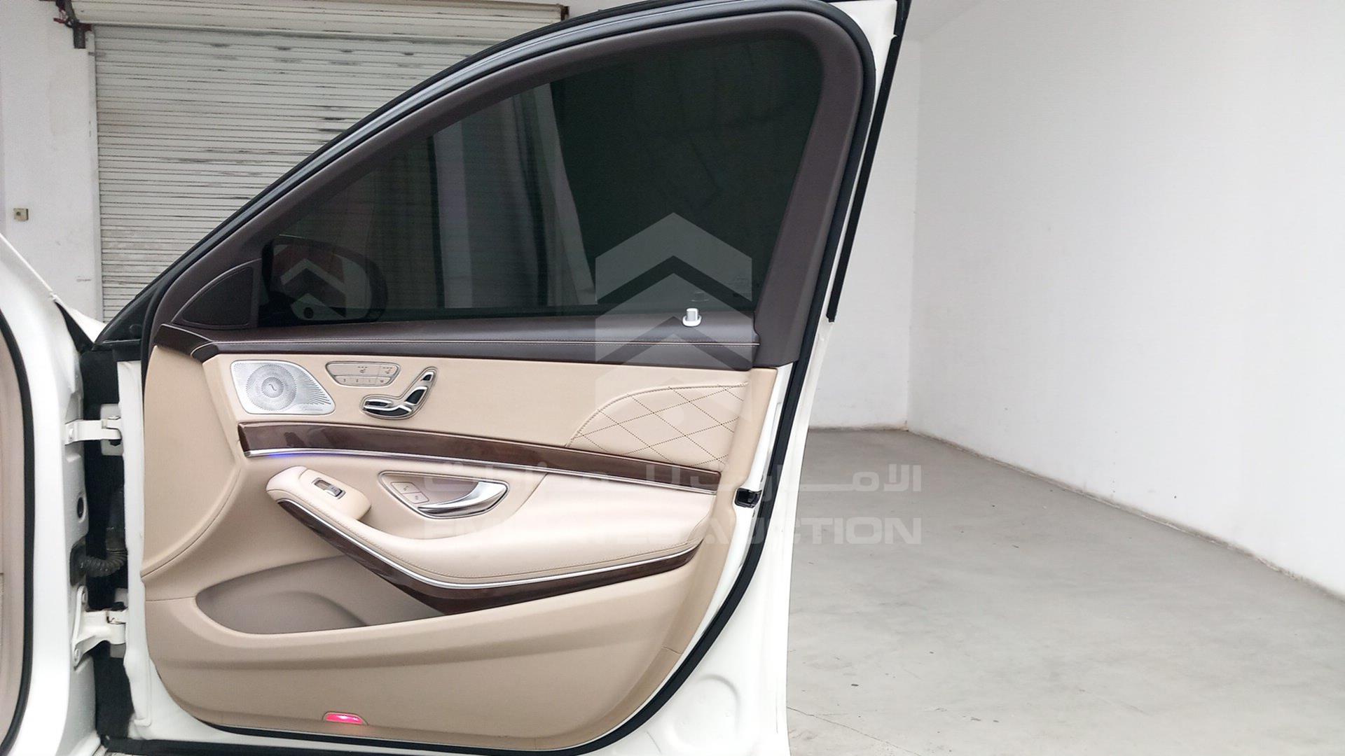 2014 MERCEDES S 500 VIN: WDDUG8CBXEA001950