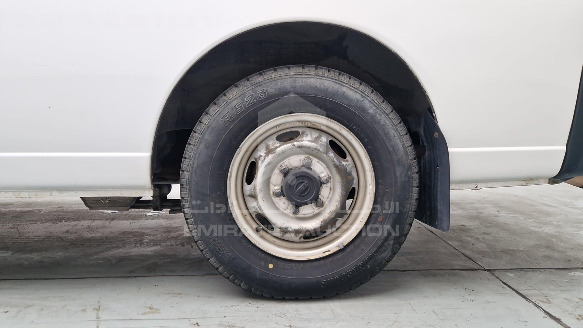 2010 NISSAN URVAN VIN: JN6AE54S8AX020680