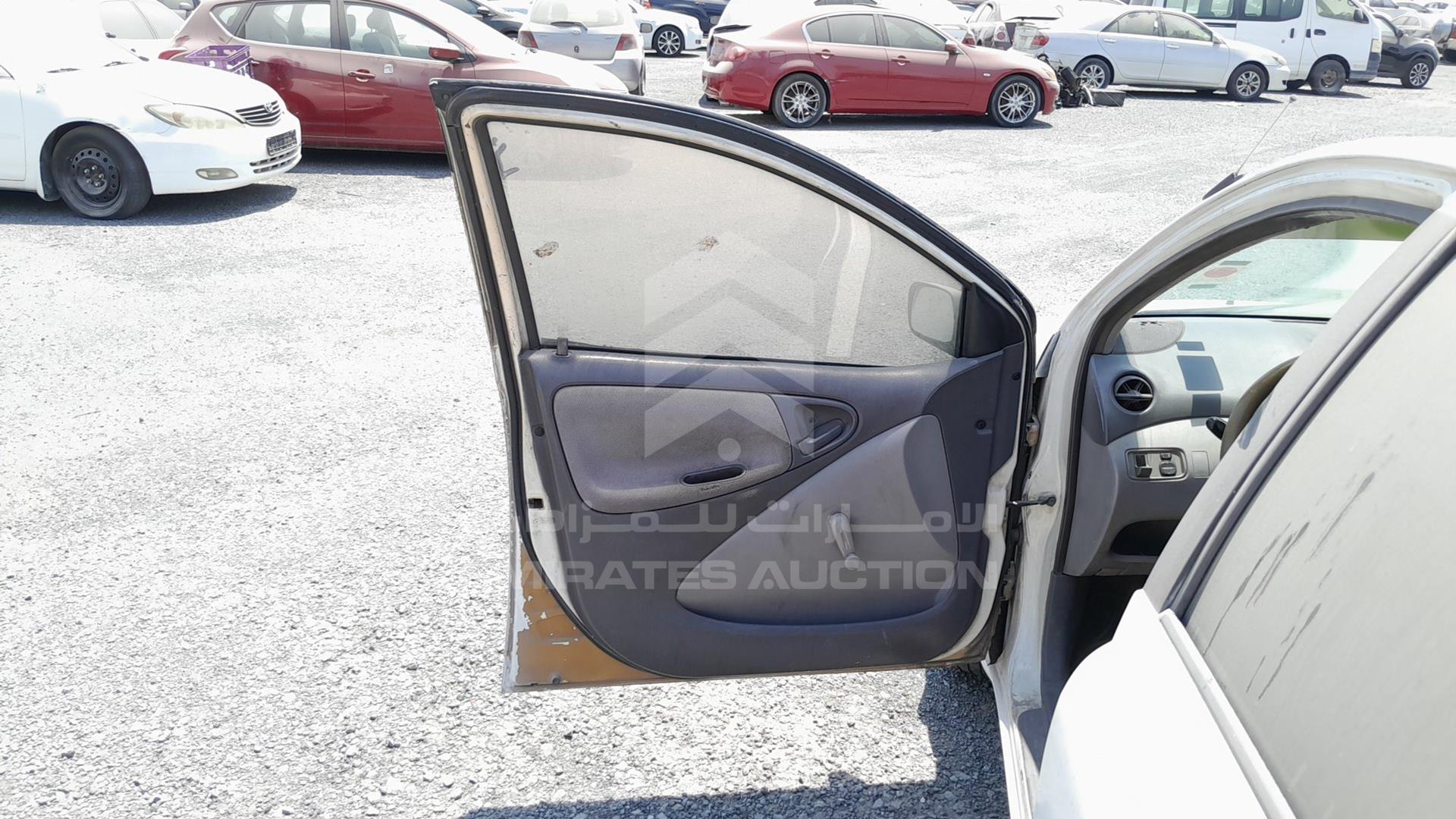 2001 TOYOTA ECHO VIN: JTDBW133910018159