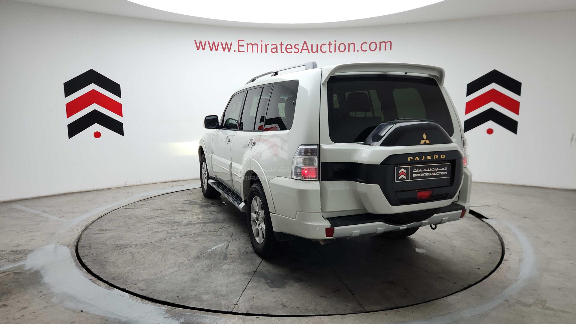 2020 MITSUBISHI PAJERO VIN: JE4MR62M0LJ703693