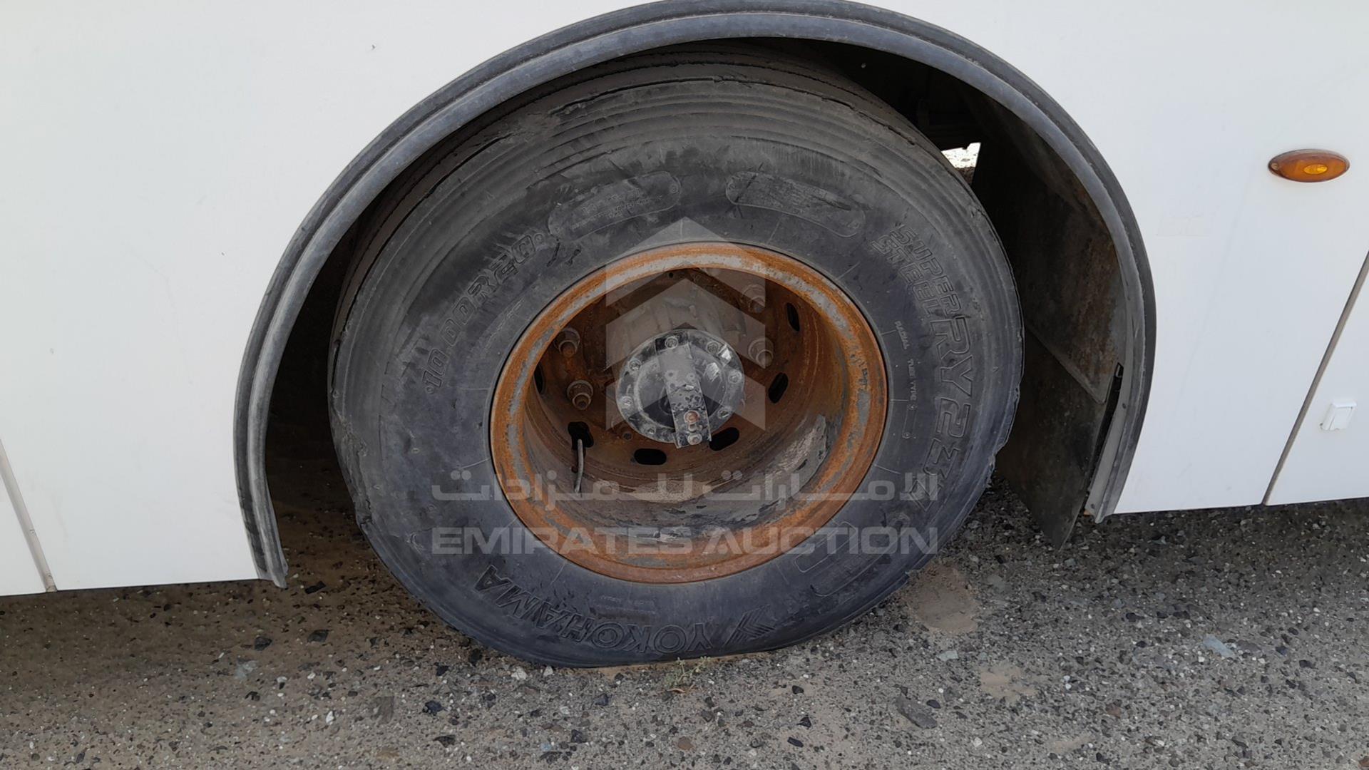 2016 TATA BUS VIN: MAT449253G0L01940