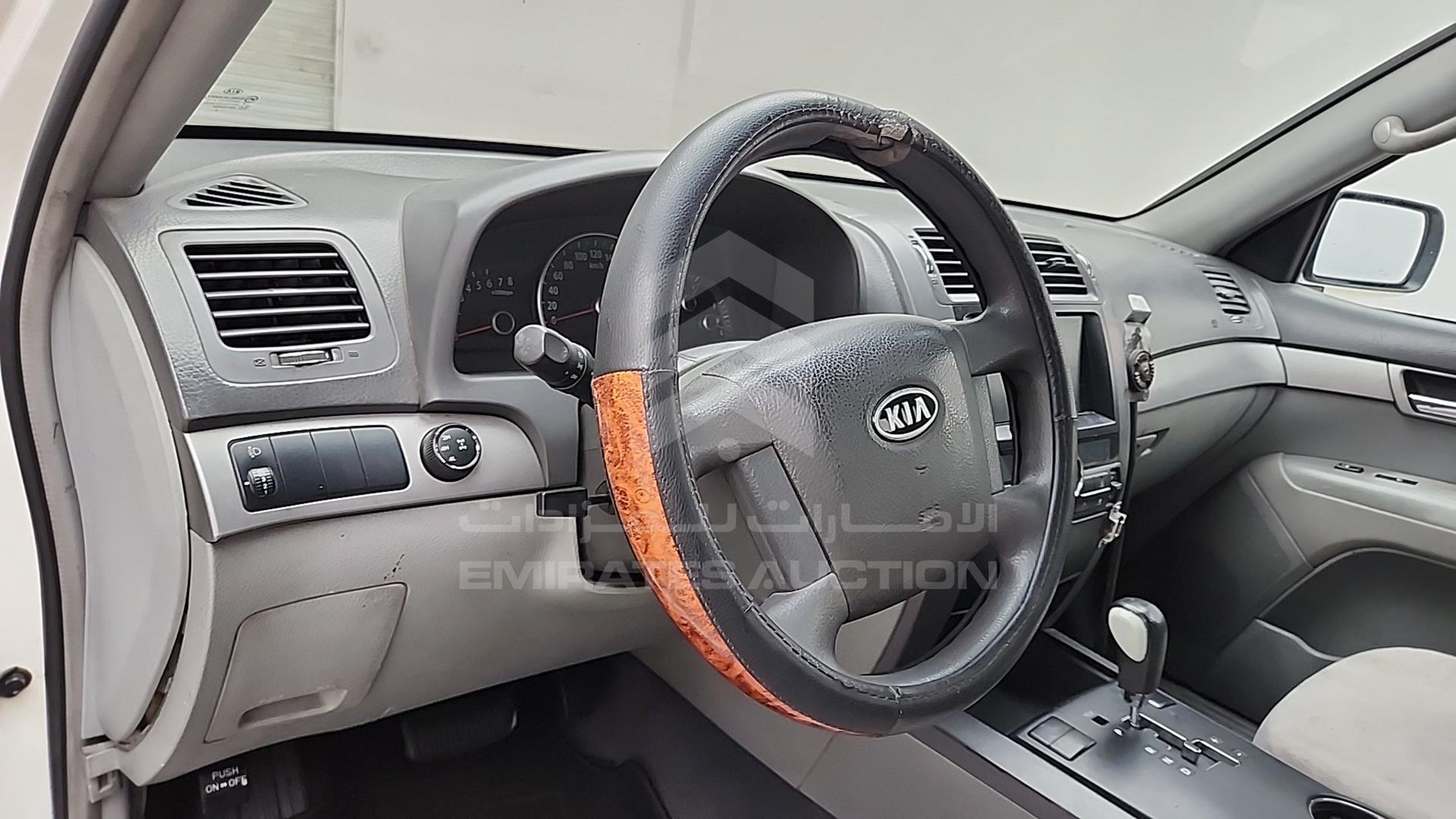 2012 KIA MOHAVE VIN: KNAKM8113C5078845