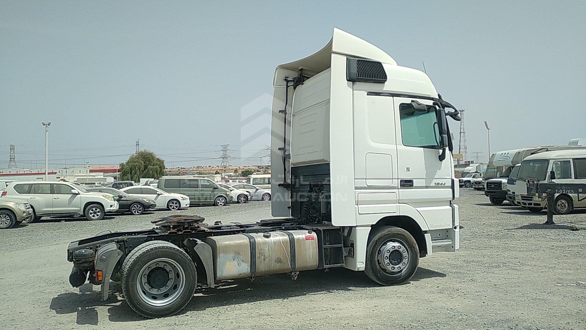 2010 MERCEDES --- VIN: WDB9340621L327249