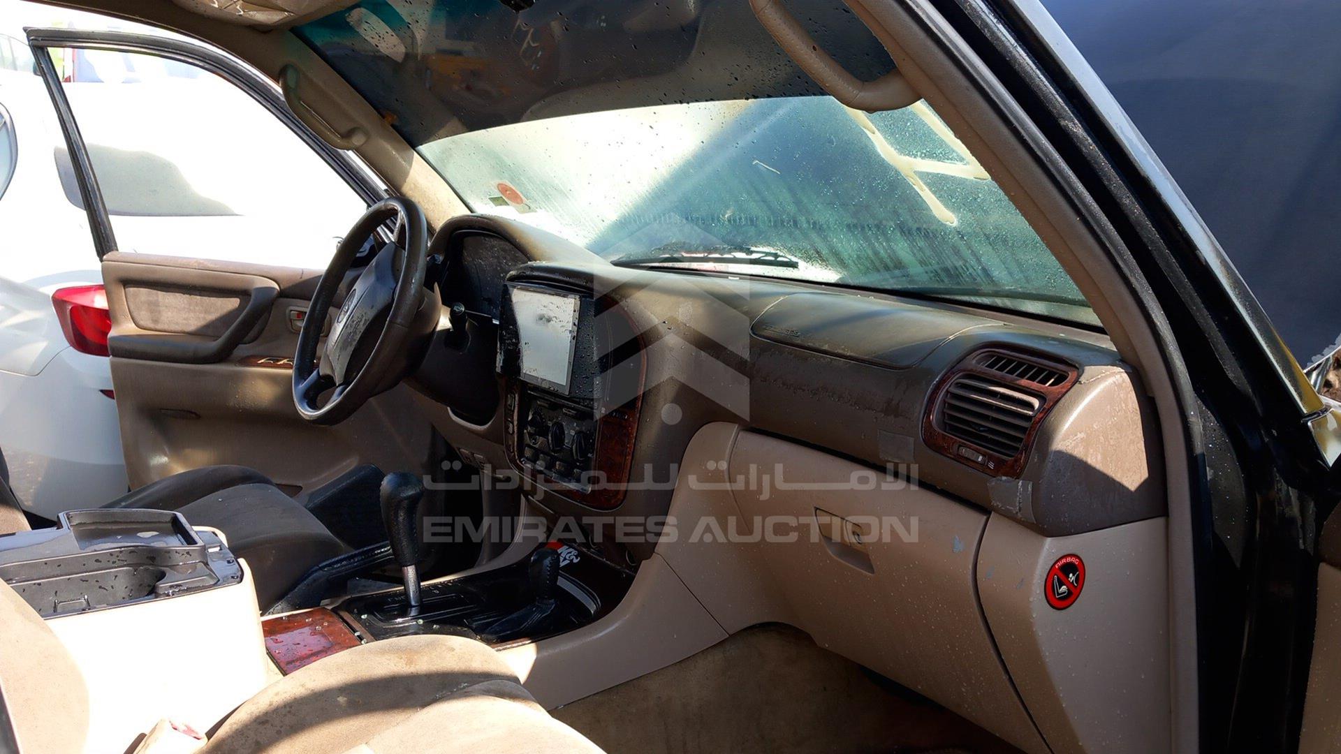 2000 TOYOTA LAND CRUISER VIN: JT3HT05J1Y0104265