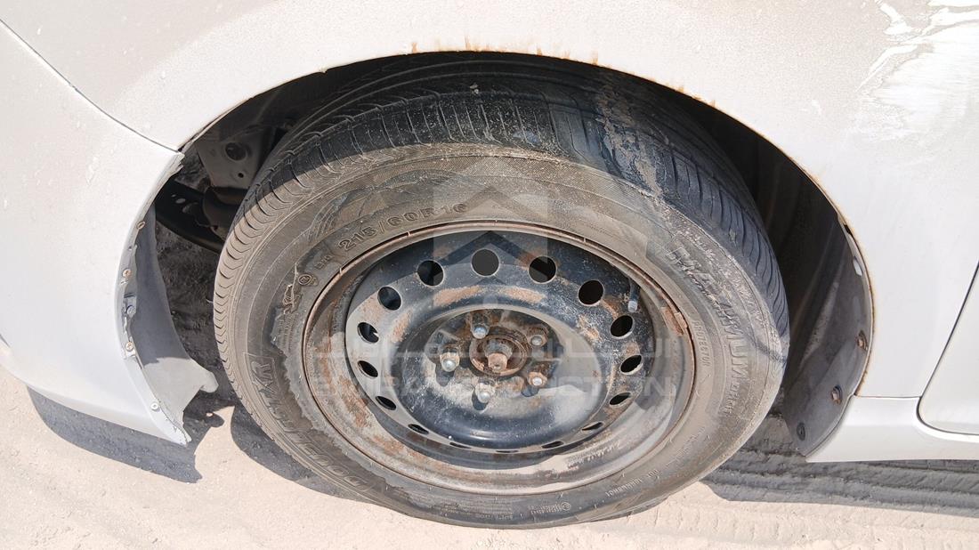 2016 Toyota Camry — Front Left Tyre — Photo 30