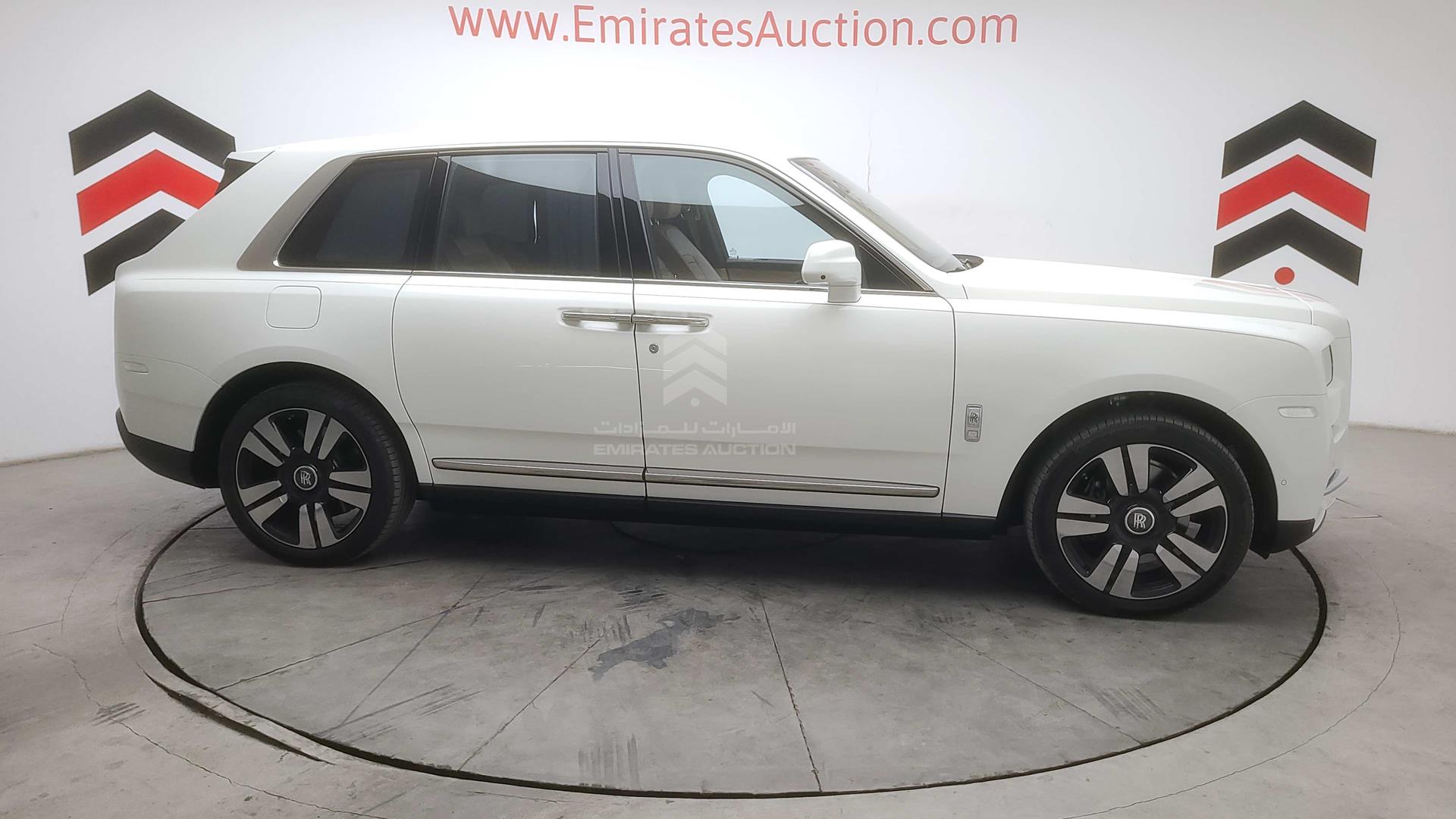 2020 ROLLS-ROYCE CULLINAN VIN: SLATV4A06LU111161