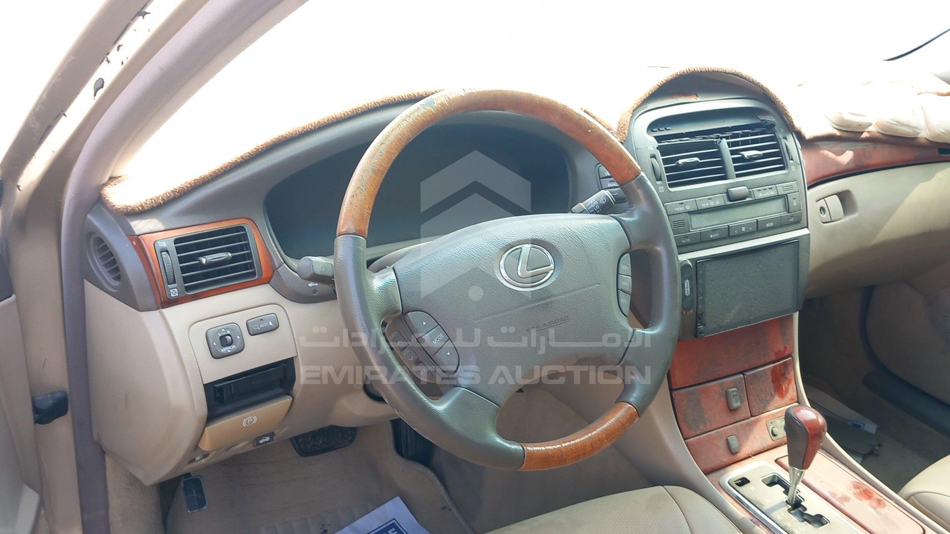 2001 LEXUS LS 430 VIN: JTHBN30F610037909