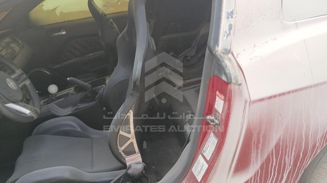 فورد موستانج 2012 — الباب الخلفي الأيسر — صورة 18