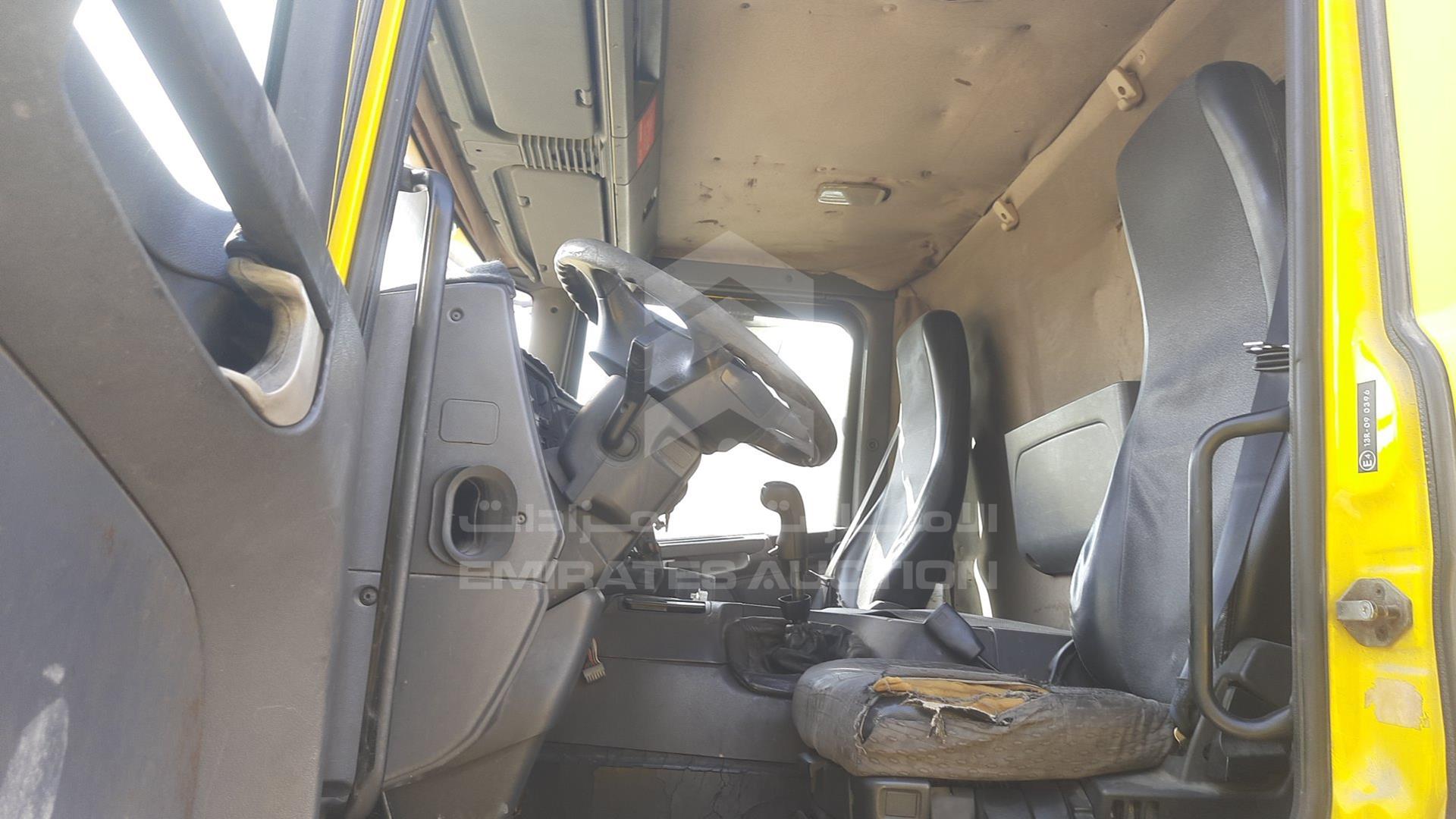 2005 SCANIA --- VIN: VLUP6X40009103446