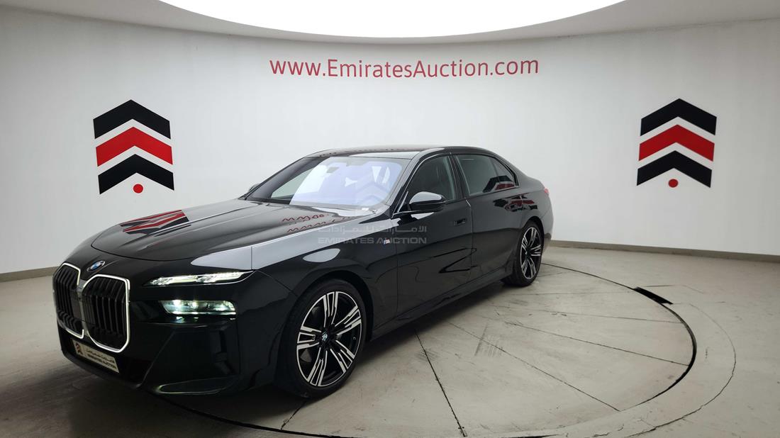 2024 BMW 735 I — Front Left Angle — Photo 7