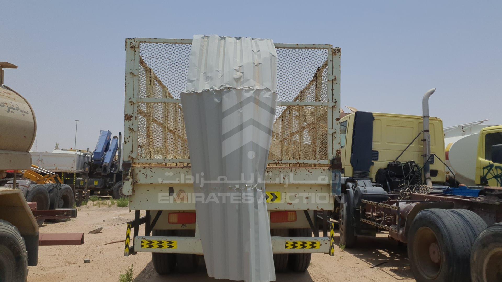 0 TRAILER --- VIN: UAE2S01058046768