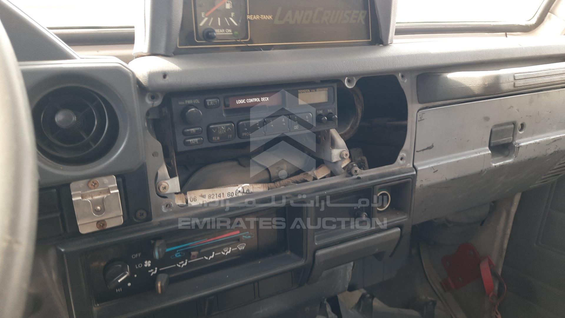 0 TOYOTA LAND CRUISER PICKUP VIN: FZJ750021291