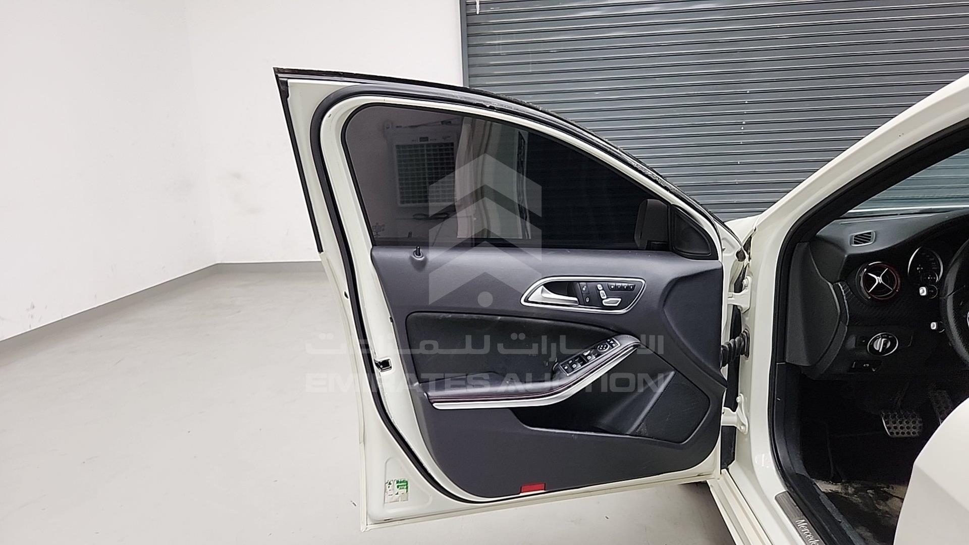 2017 MERCEDES A 250 VIN: WDDBF4EBXHJ542713