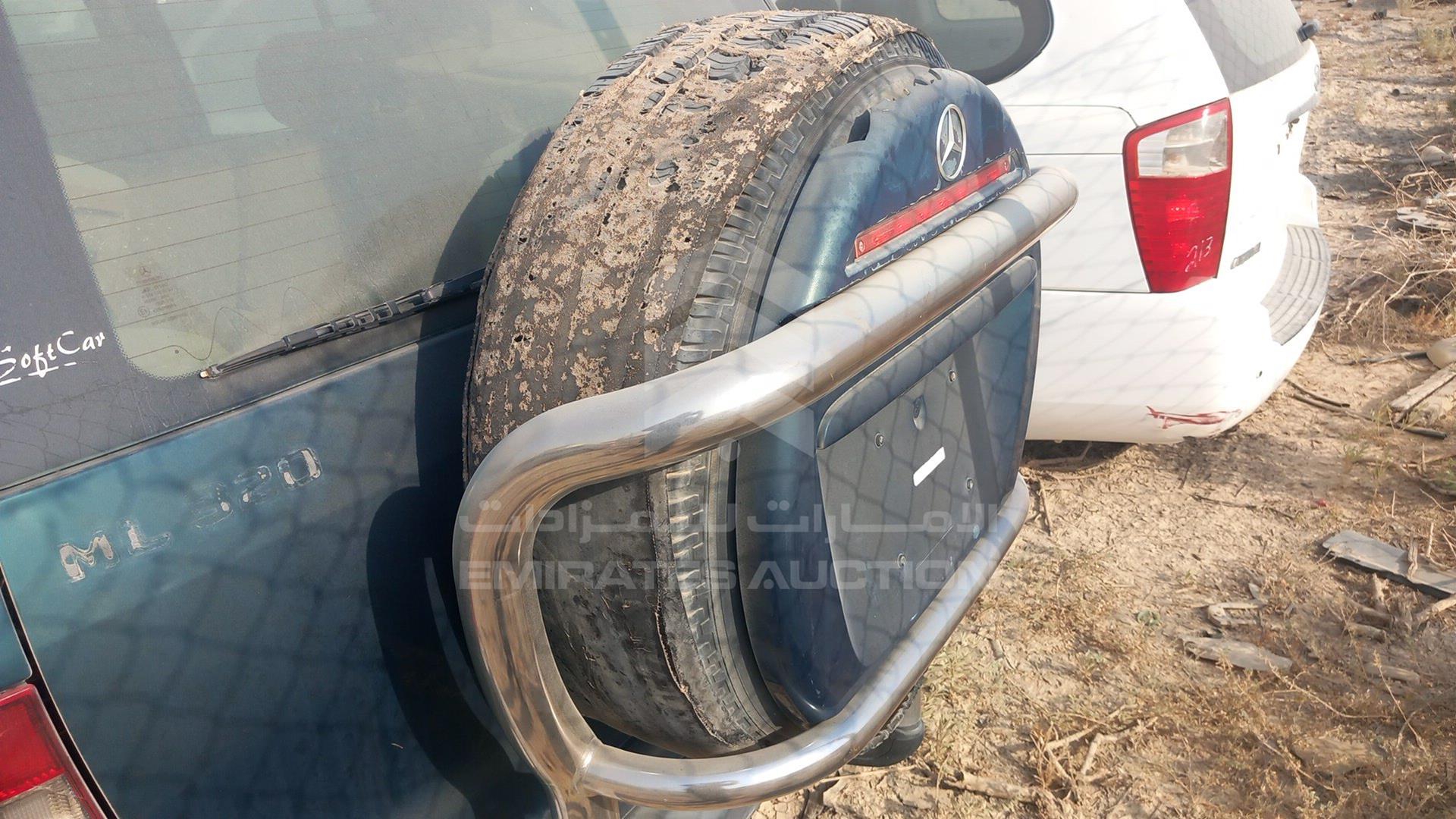 0 MERCEDES --- VIN: WDC1631541A062888