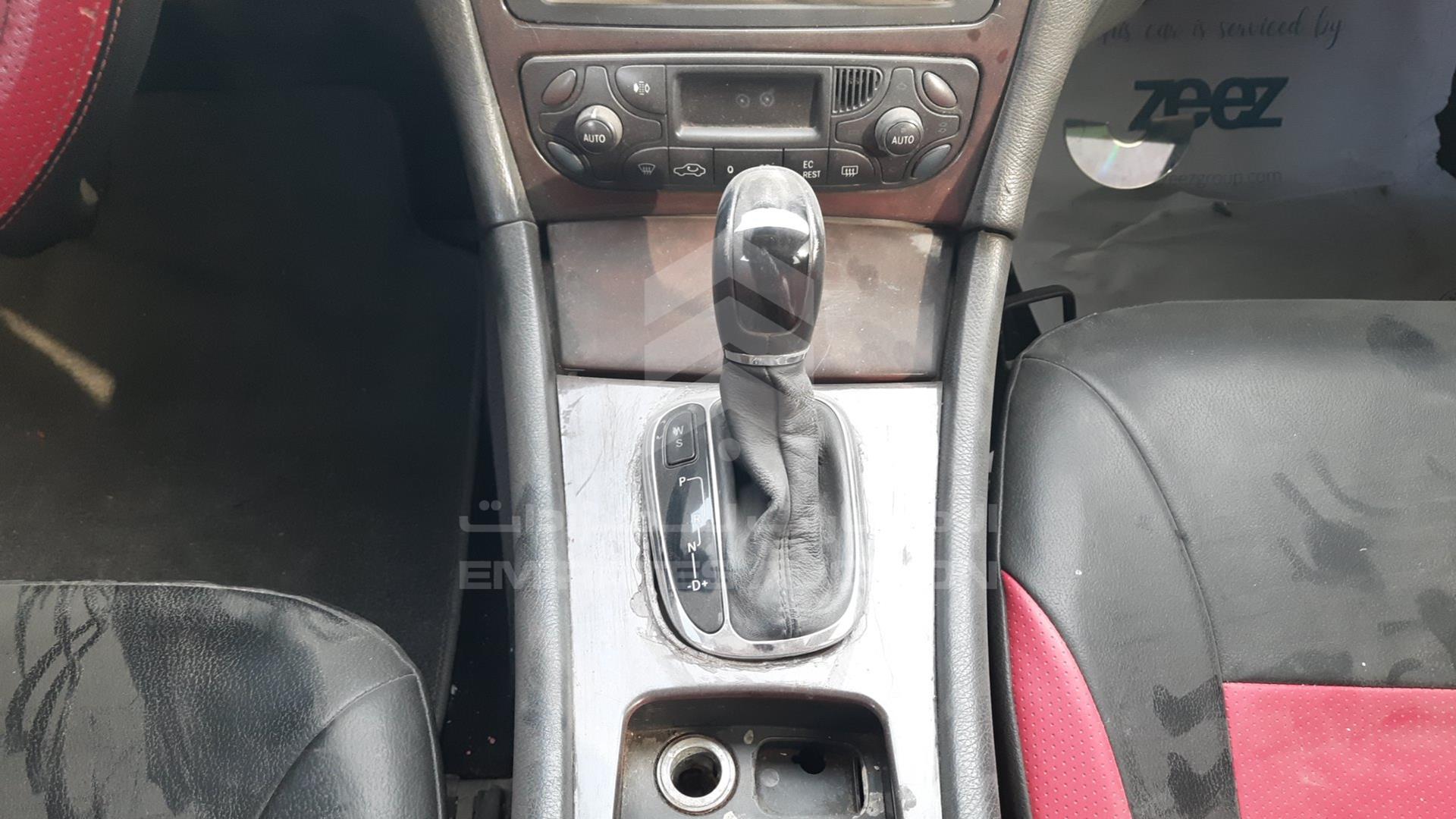 2001 MERCEDES C 240 VIN: WDB2030611F021447