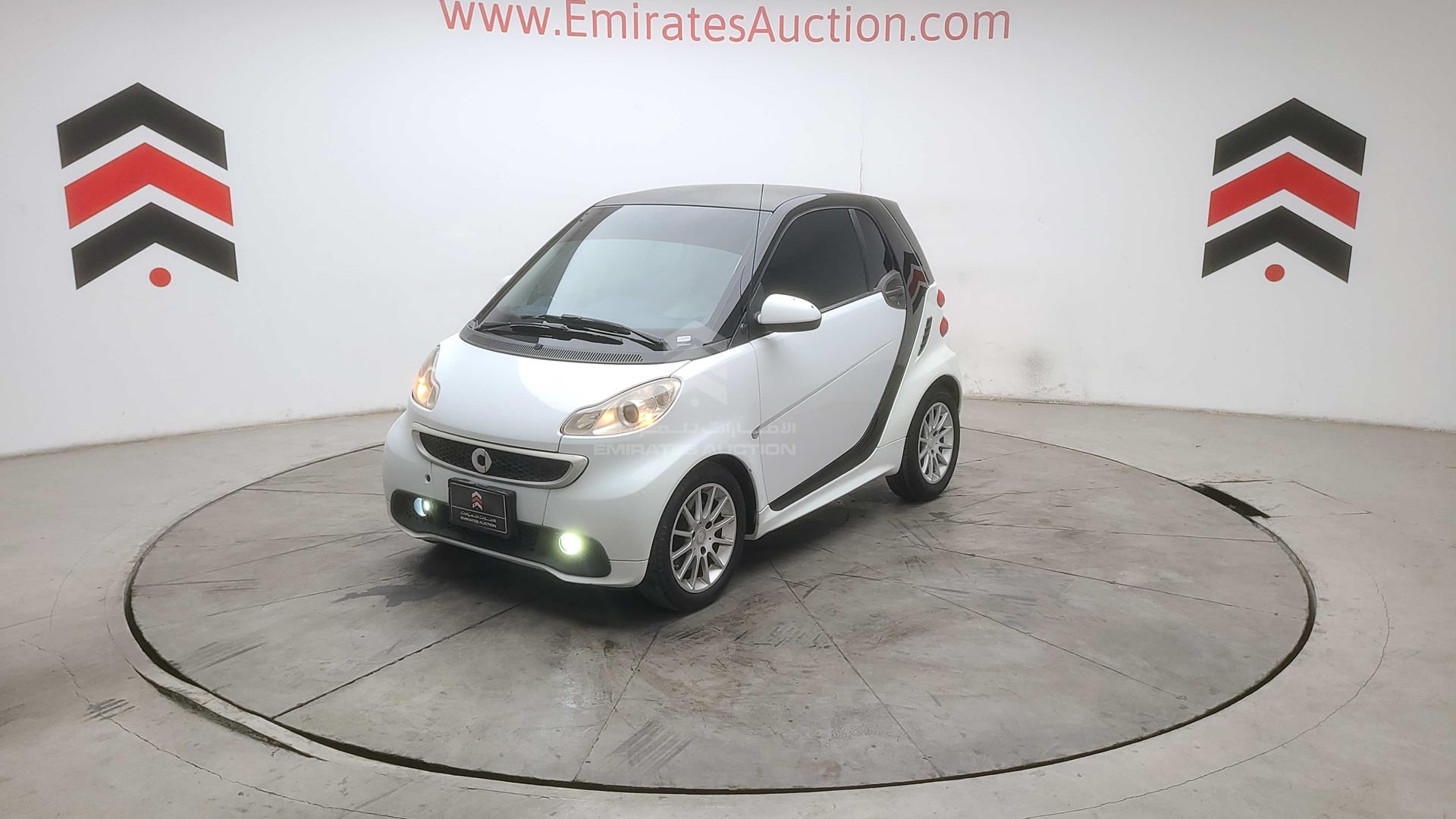 2014 SMART FORTWO VIN: WMEEJ3BA9EK739570