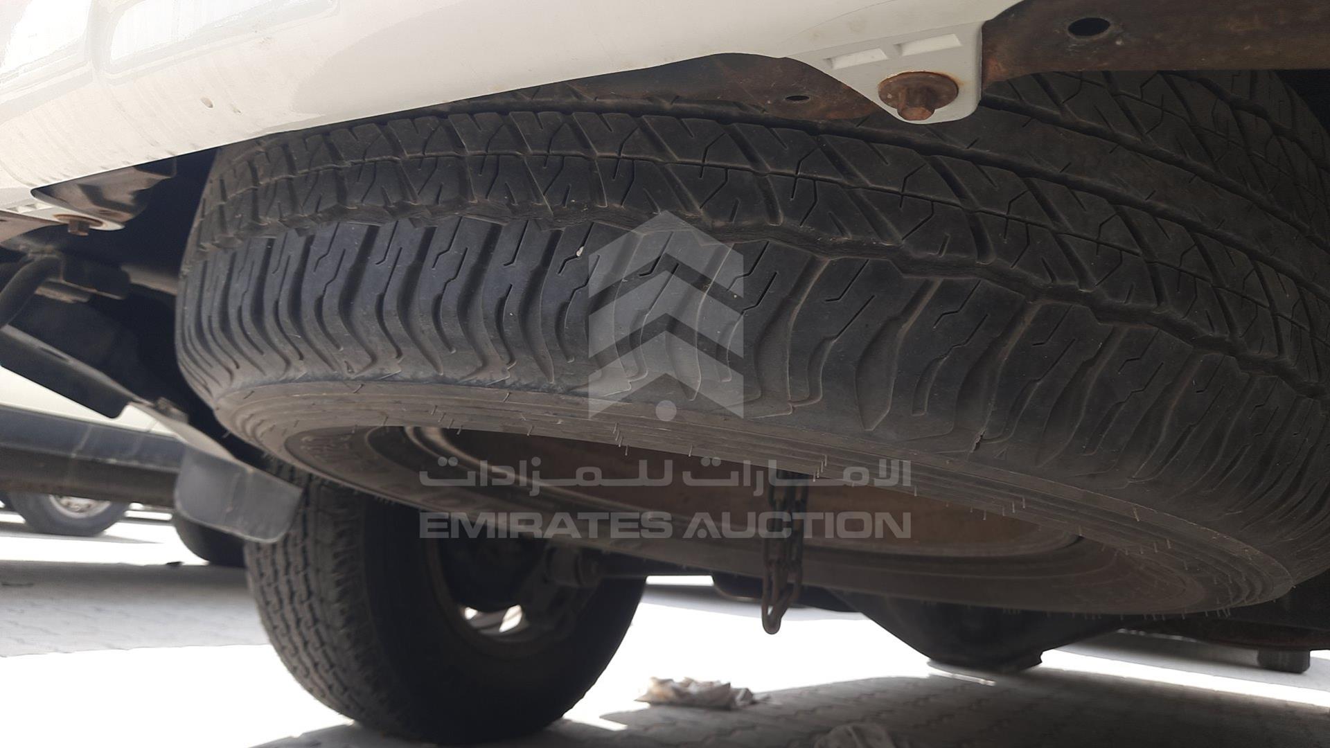 2011 TOYOTA LAND CRUISER PRADO VIN: JTEBU9FJ0B5010465