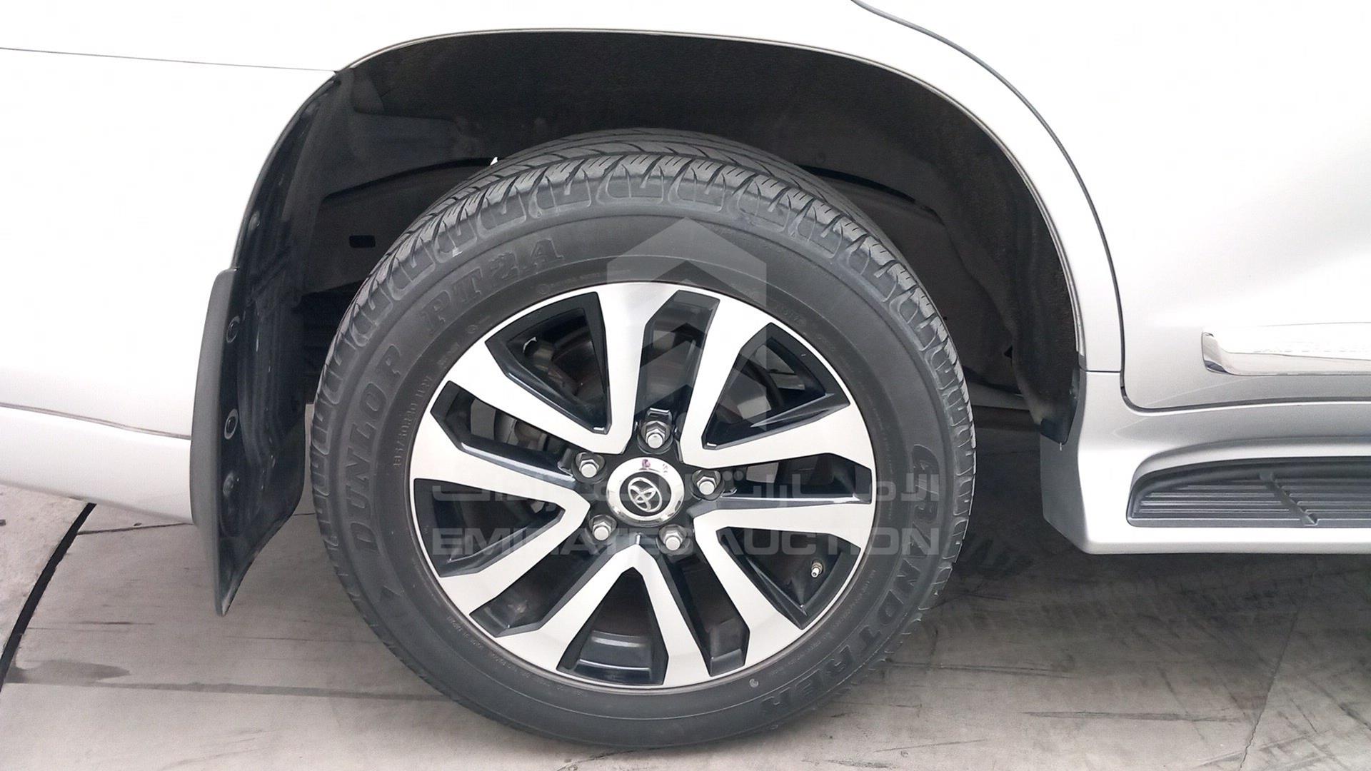 2019 TOYOTA LAND CRUISER VIN: JTMHX01J6K4189139