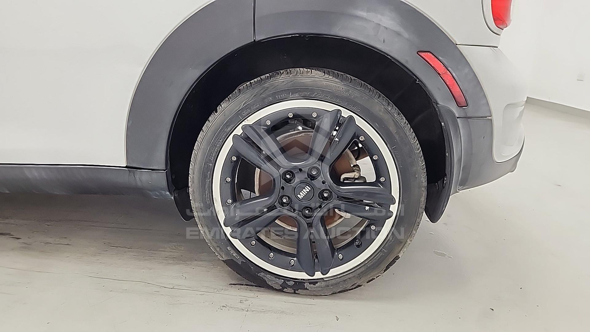 2014 MINI COOPER VIN: WMWZC3C50EWP27812